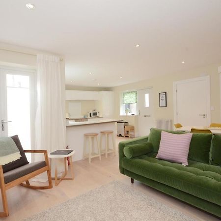 The Mews - 2 Bedroom Luxury, Spacious House With Free Parking Γιορκ Εξωτερικό φωτογραφία