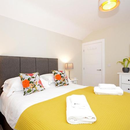 The Mews - 2 Bedroom Luxury, Spacious House With Free Parking Γιορκ Εξωτερικό φωτογραφία